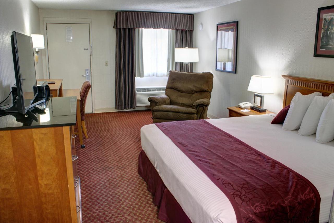 Baymont By Wyndham Grand Junction Hotel Екстериор снимка